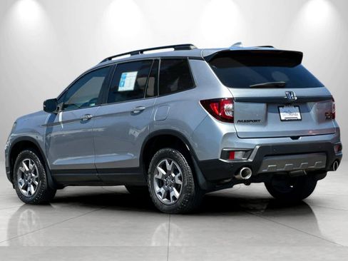 Used 2023 Honda Passport TrailSport image 6