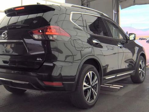 Used 2018 Nissan Rogue SL FWD image 5