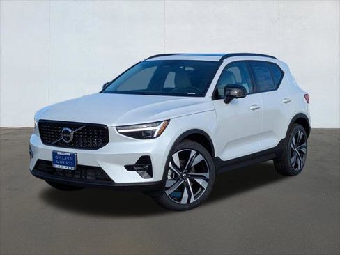 New 2026 Volvo XC40 B5 Ultra w/ Climate Package AWD/4WD image 1