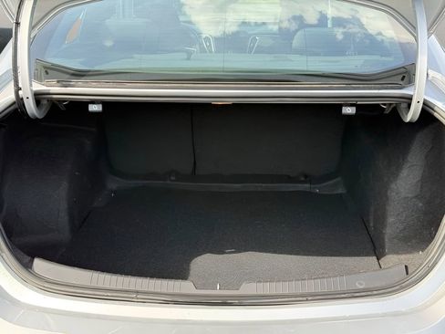 Used 2022 Chevrolet Malibu LT FWD image 9