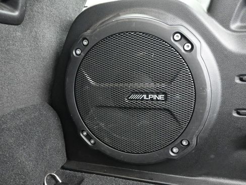 Used 2023 Jeep Wrangler Unlimited Sahara image 29