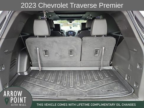 Used 2023 Chevrolet Traverse Premier w/ Redline Edition image 17