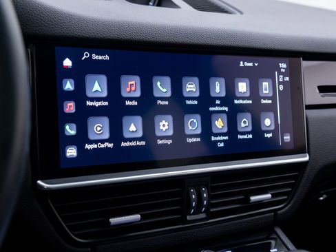 Certified 2023 Porsche Cayenne image 23