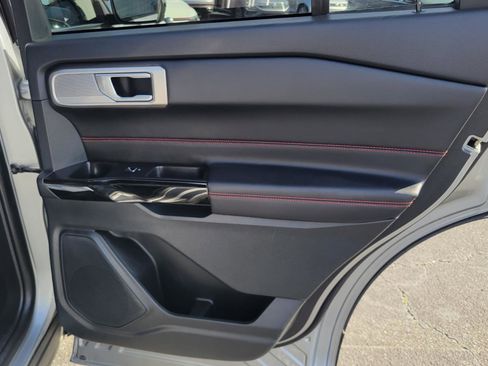 Used 2023 Ford Explorer ST-Line image 45