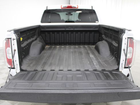 Used 2018 GMC Canyon 2WD Crew Cab w/ Convenience Package image 20