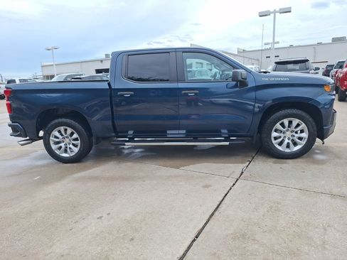 Used 2020 Chevrolet Silverado 1500 Custom w/ Infotainment Package RWD image 7