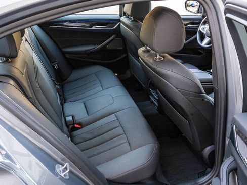 Used 2023 BMW 530i xDrive w/ M Sport Package image 33