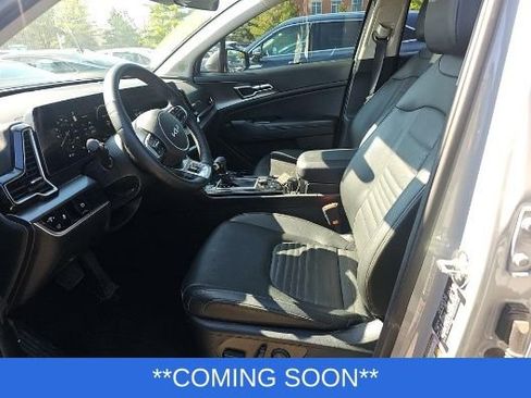 Used 2025 Kia Sportage SX AWD/4WD image 3