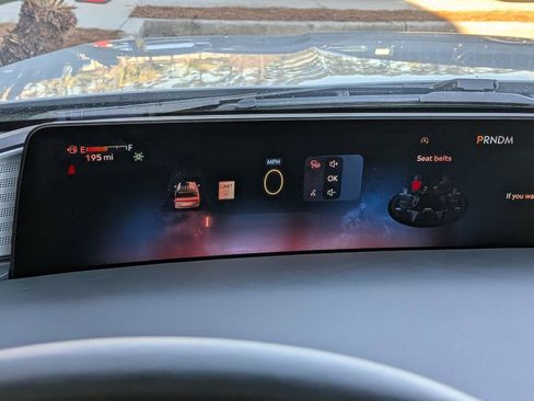 Certified 2025 Lincoln Navigator Black Label image 32