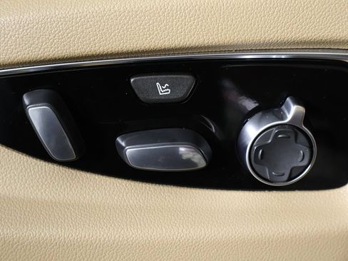 Used 2019 Cadillac Escalade Platinum AWD/4WD image 45