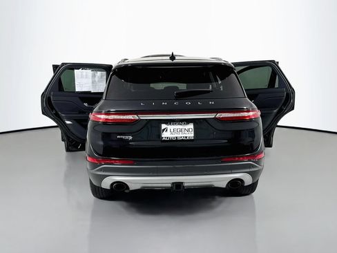 Used 2022 Lincoln Corsair AWD w/ Premium Package image 24