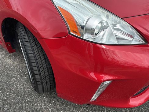 Used 2012 Toyota Prius V Three image 19