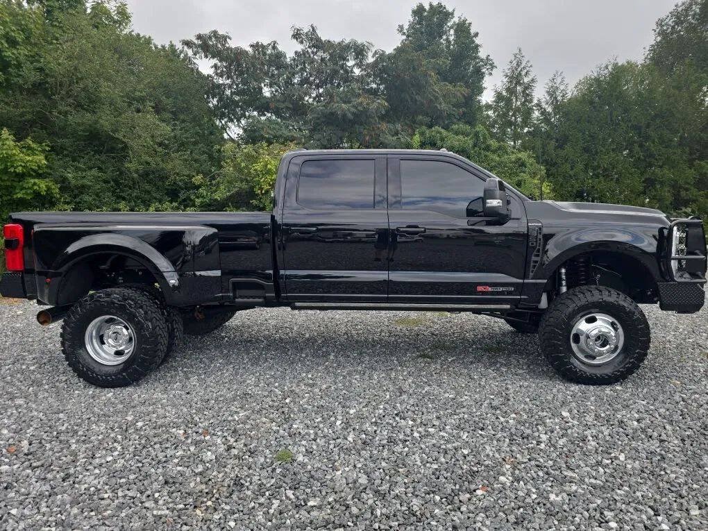 Used 2026 Ford F350 Platinum AWD/4WD image 10