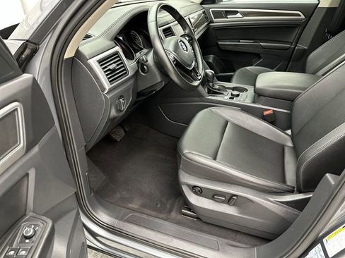 Used 2019 Volkswagen Atlas SE image 12