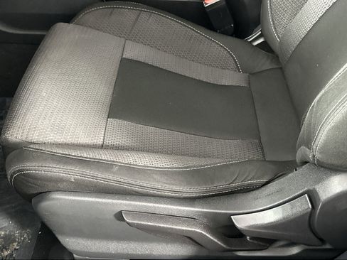 Used 2023 Subaru Outback 2.5i image 12