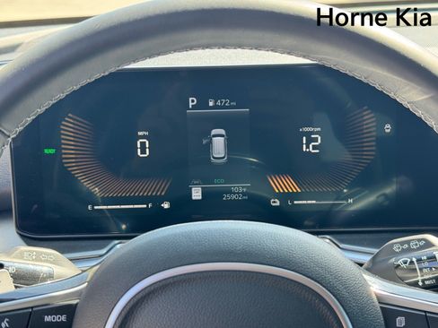 Certified 2025 Kia Sorento EX AWD/4WD image 18
