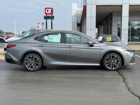 New 2026 Toyota Camry XLE image 2