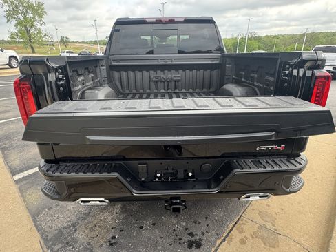 New 2026 GMC Sierra 1500 AT4 image 5
