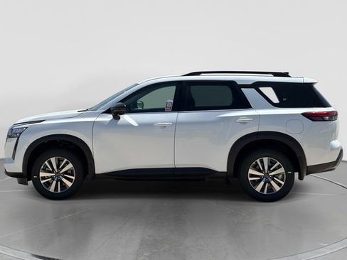 New 2026 Nissan Pathfinder SL AWD/4WD image 7