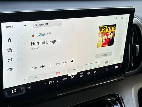 Used 2025 Ford Expedition Active image 19