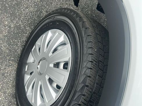 Used 2019 Ford Transit 150 130 Low Roof RWD image 12