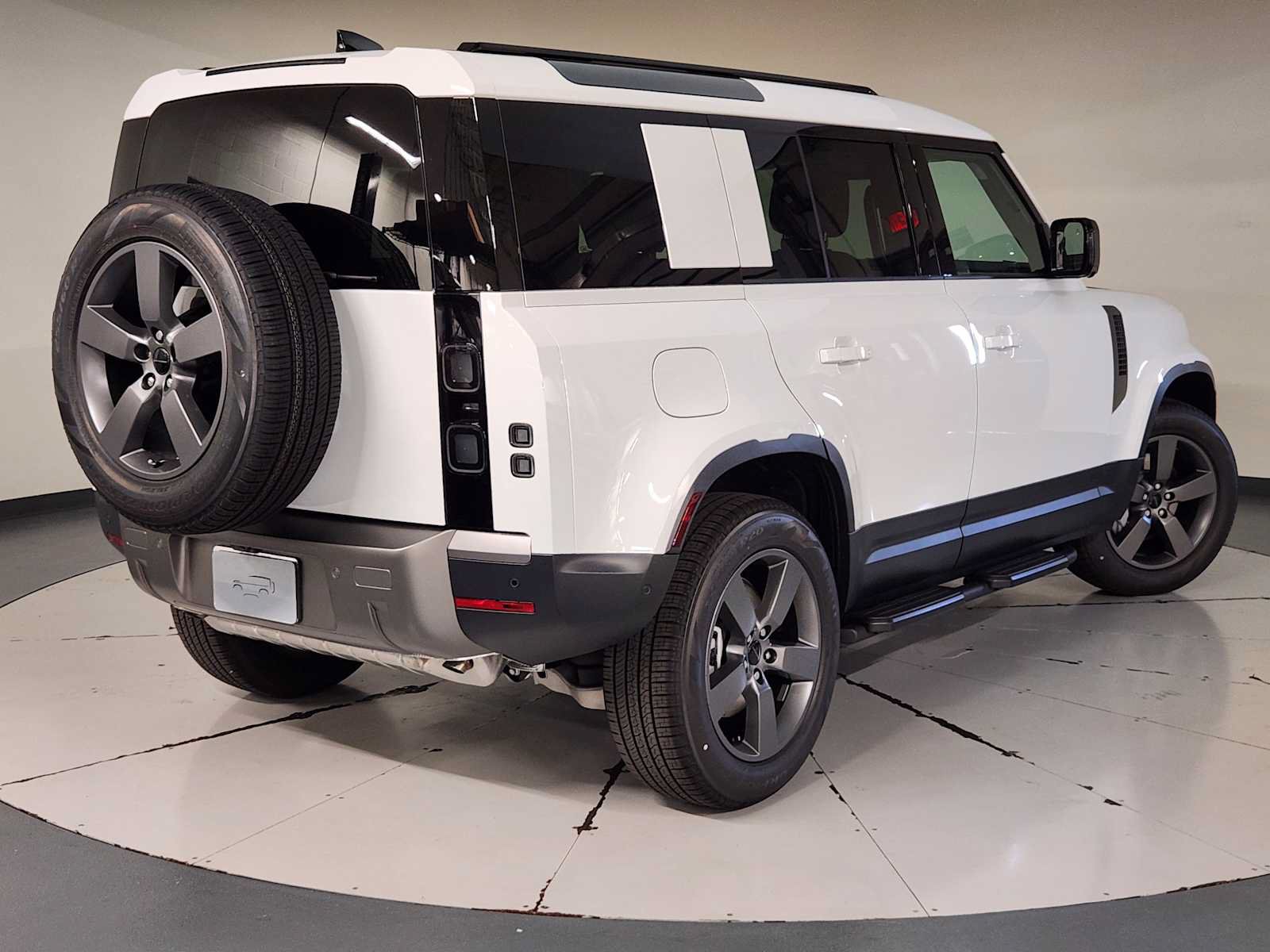 New 2026 Land Rover Defender 110 S AWD/4WD image 2