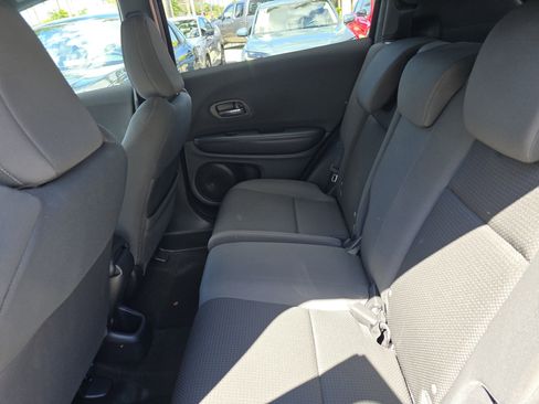 Certified 2022 Honda HR-V Sport image 11