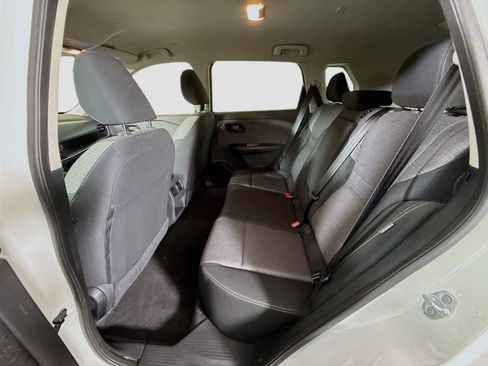 Used 2022 Nissan Rogue S AWD/4WD image 25