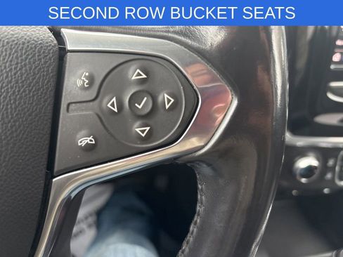 Used 2020 Chevrolet Traverse LT image 38