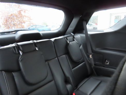 Used 2020 Ford Explorer ST w/ ST Street Pack image 40