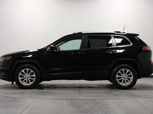 Used 2019 Jeep Cherokee Latitude w/ Popular Appearance Group image 7