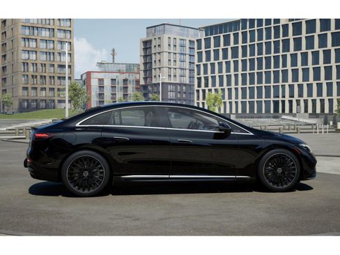 New 2026 Mercedes-Benz EQE 320 4MATIC Sedan image 16
