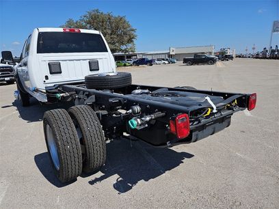 New 2026 RAM 5500 Tradesman w/ Chrome Appearance Group