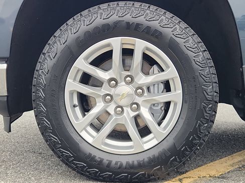 Used 2020 Chevrolet Silverado 1500 LT w/ All-Star Edition image 6