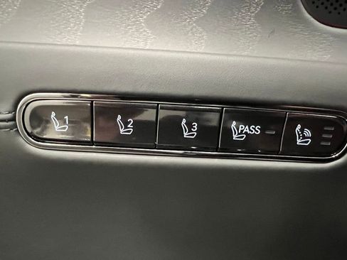 New 2026 Genesis G90 3.5T Prestige image 25