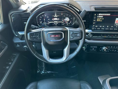 Certified 2025 GMC Sierra 1500 SLT image 17
