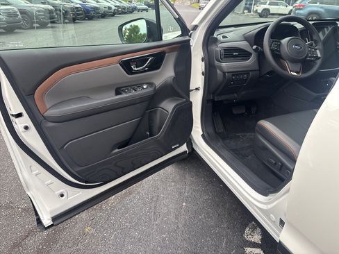 New 2026 Subaru Forester Touring AWD/4WD image 9