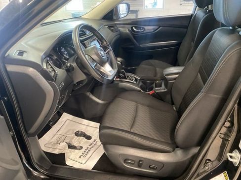 Used 2020 Nissan Rogue SV AWD/4WD image 26