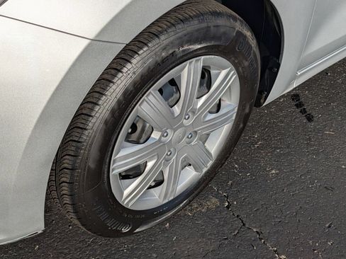 Used 2023 Kia Rio LX FWD image 14