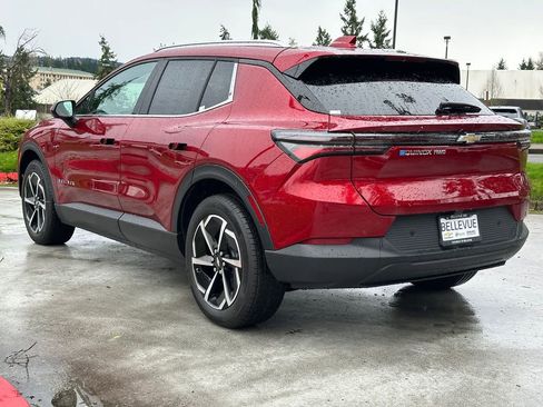 New 2026 Chevrolet Equinox EV LT image 3