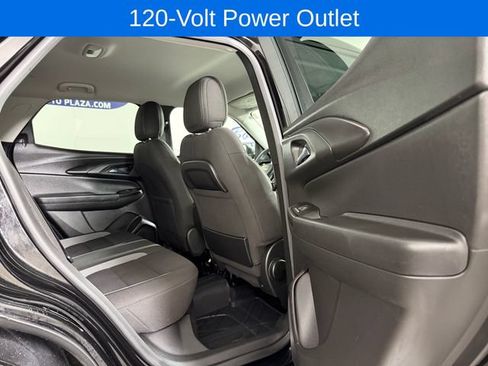 Used 2023 Chevrolet TrailBlazer LT w/ Convenience Package AWD/4WD image 19