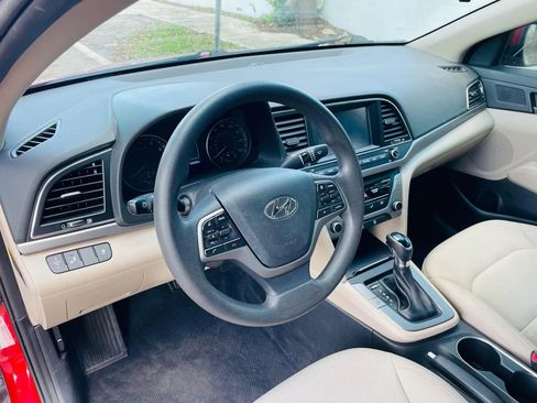 Used 2018 Hyundai Elantra SEL image 11