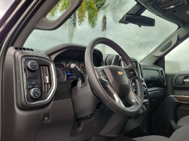 Used 2021 Chevrolet Silverado 1500 LT RWD image 10