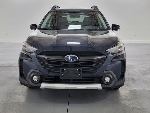 Used 2023 Subaru Outback Limited AWD/4WD image 3