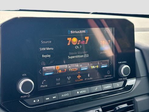 Used 2024 Nissan Pathfinder S image 15