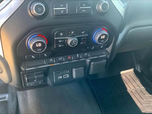 Used 2019 Chevrolet Silverado 1500 LT w/ Texas Edition RWD image 35