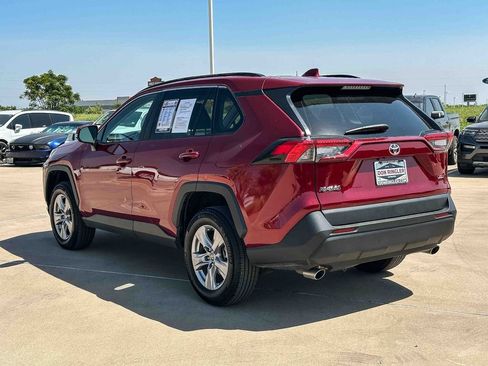Used 2025 Toyota RAV4 XLE FWD image 5