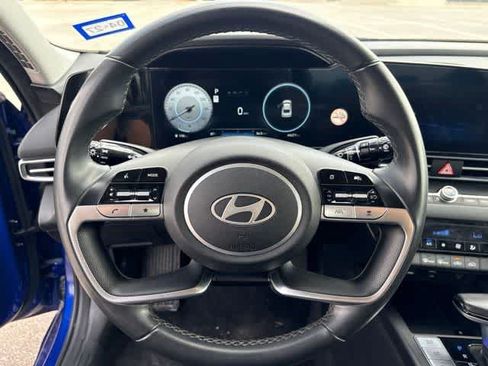 Used 2024 Hyundai Elantra Limited FWD image 14