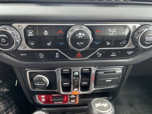 Used 2024 Jeep Wrangler Unlimited Rubicon image 27