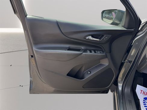 Used 2019 Chevrolet Equinox LT image 27